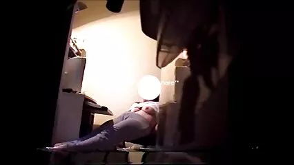 מציצה גדולה יפה מאוד סרטי פורנו לצפייה ישירה של עגל.