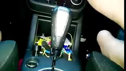 הבחור הגיע לבית המרקחת וזיין סרטים ארוטים לצפיה ישירה את הרוקח. סרטון פורנו עם אמילי ב.