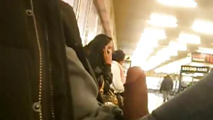לאחר מין רוסי אנאלי, הבחור סיים על פניה סקסלצפיה חינם של חברתו.