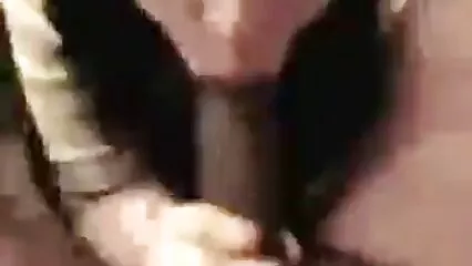 פיקפר בטבע פרש ברונטית צעירה למציצה, ואחר כך חברה. סרטי פורנו לצפייה ישירה