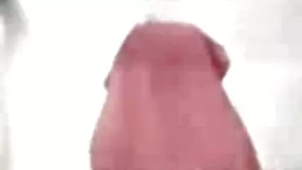 יפהפייה צעירה סרטי פורנו לצפיה בחינם קיבלה עורק וגמור בכוס מבחור.